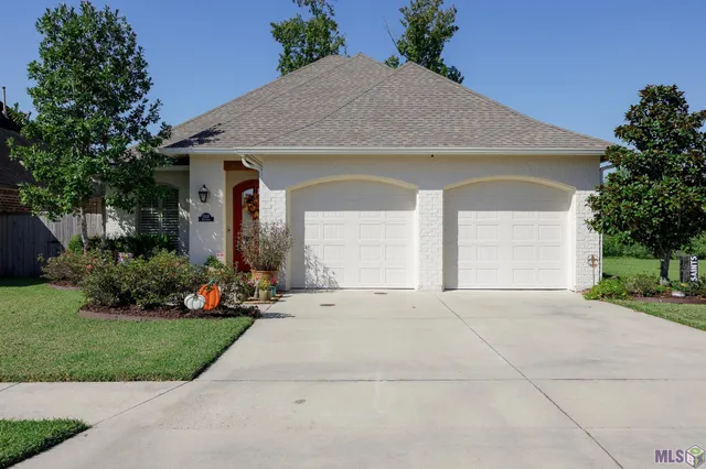 $360,000 | 12127 Rotterdam Avenue, Geismar, LA 70734