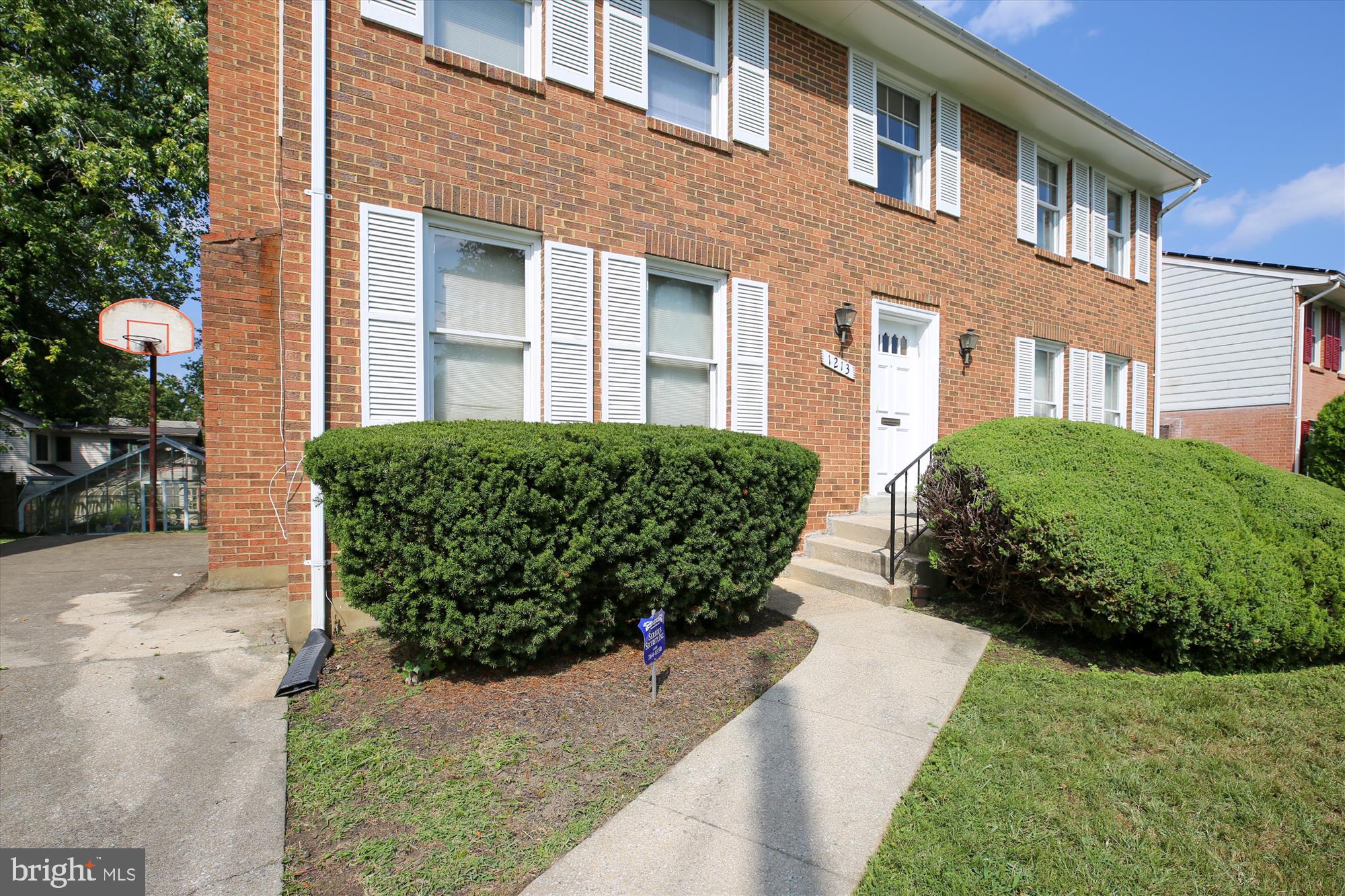 1213 Burton Street Silver Spring, MD 20910 - Photo 3 of 30 Front Walk