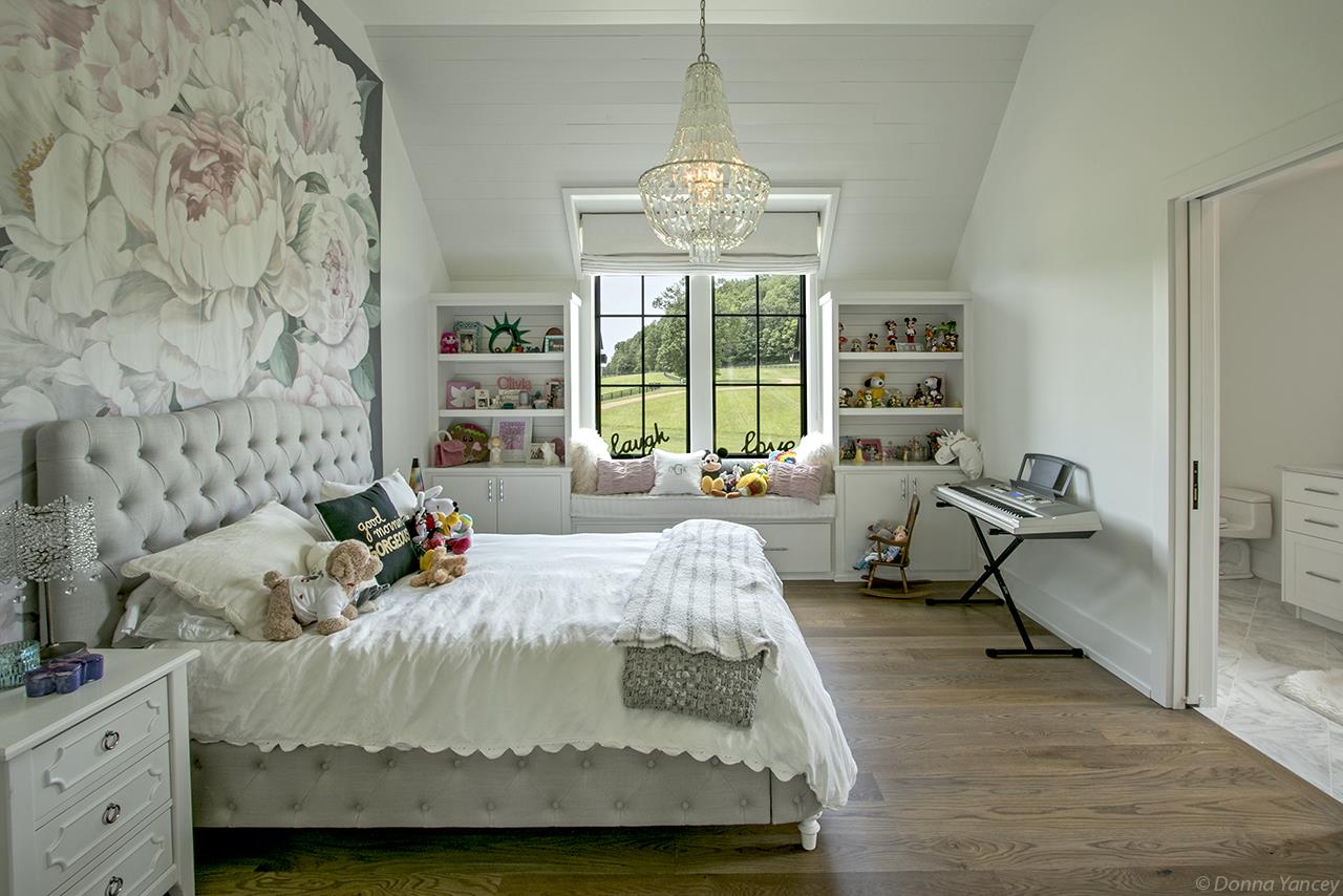 5747 Garrison Road Franklin, TN 37064 - Photo 19 of 30 a bedroom with a bed and large windows