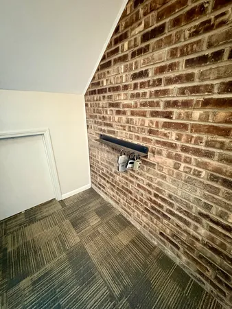 $1,995 | 1482 Stonebridge Circle, Unit C3, Wheaton, IL 60189