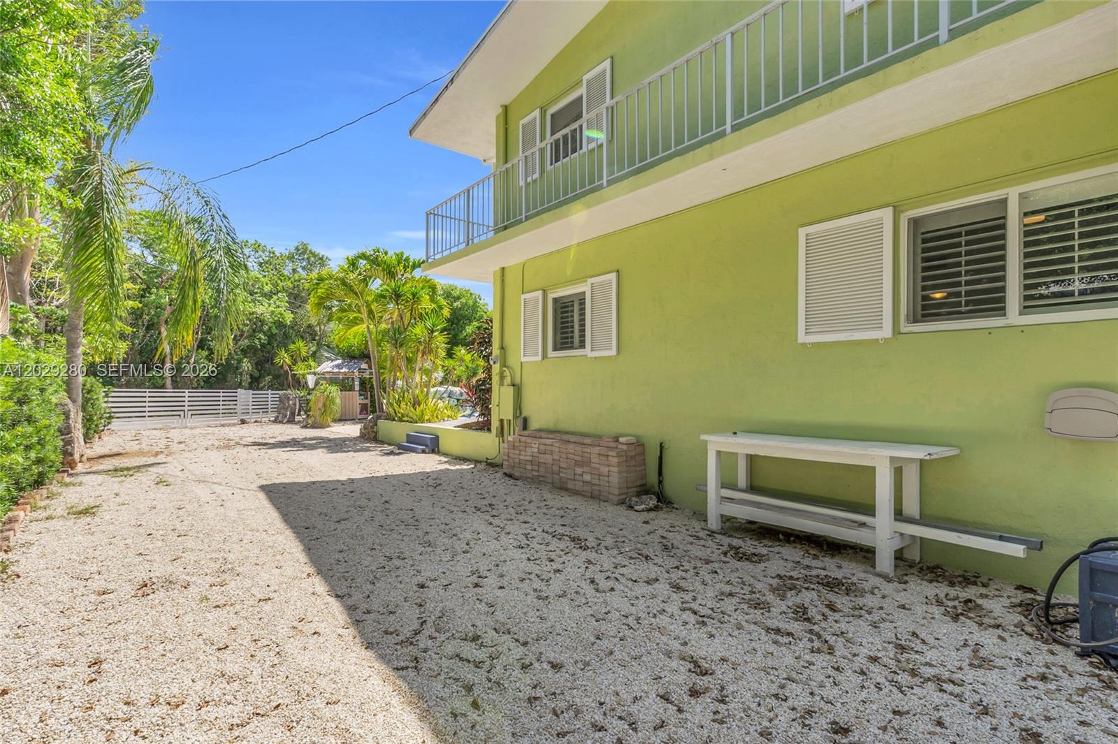 443 4th Road Key Largo, FL 33037 - Photo 30 of 61