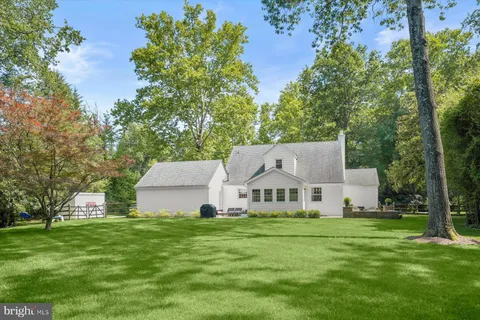 $1,750,000 | 8436 Burning Tree Road, Bethesda, MD 20817