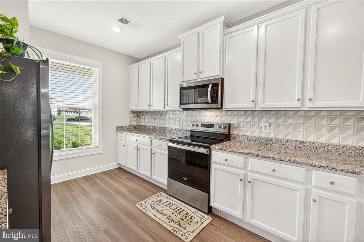 10042 Roulette Drive Hagerstown, MD 21740 - Photo 8 of 51