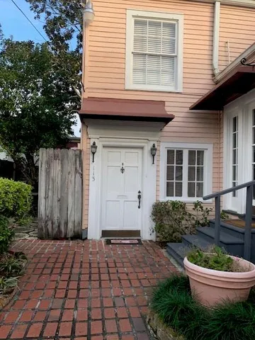 $1,250 | 113 Rosa Avenue, Unit B, Metairie, LA 70005