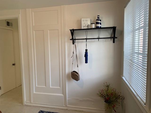 113 Rosa Avenue, Unit B Metairie, LA 70005 - Photo 2 of 17