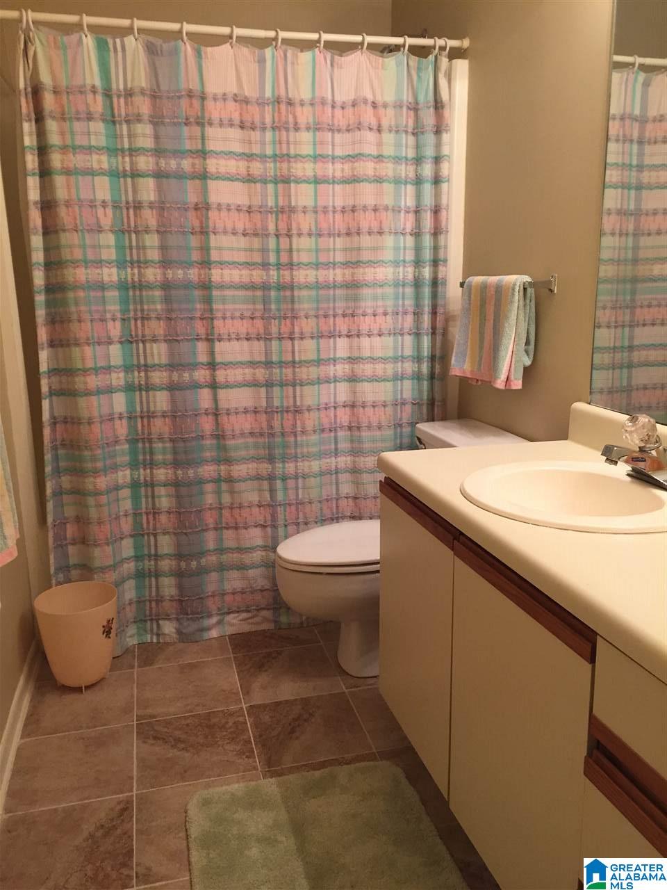 205 Paradise Isle, Unit 205 Riverside, AL 35135 - Photo 13 of 20