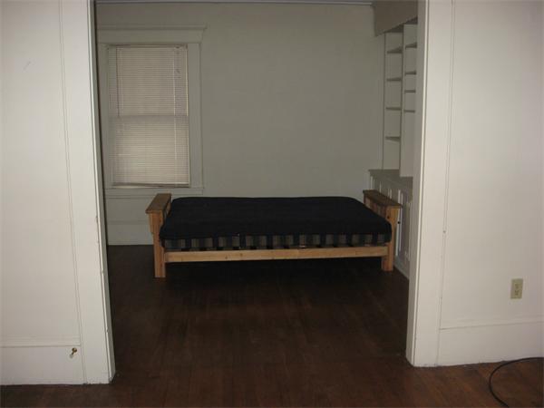15-17 Rittenhouse Terrace Springfield, MA 01108 - Photo 6 of 23