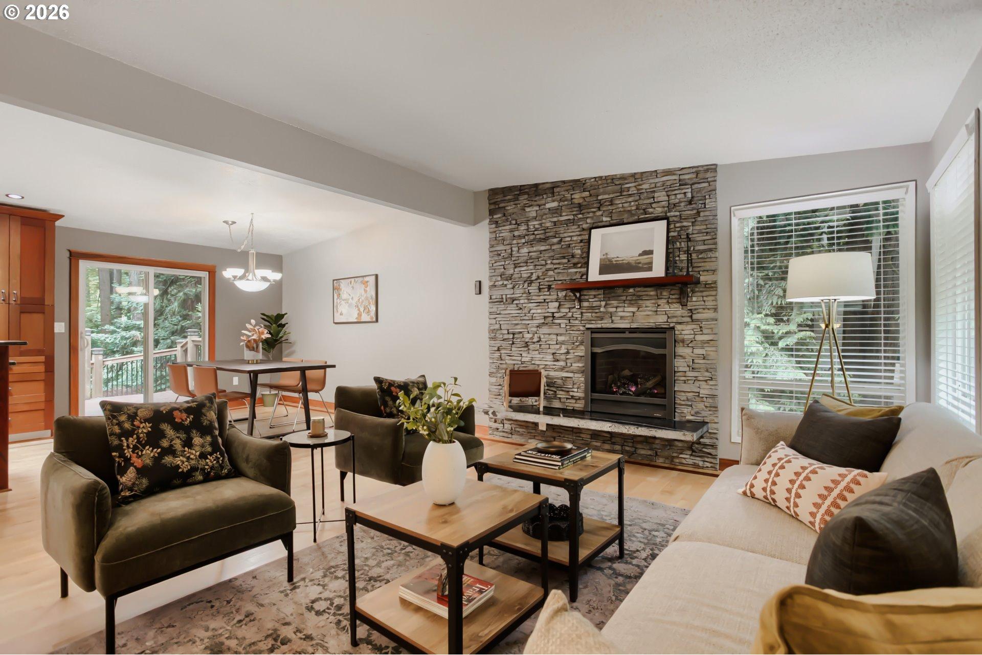 6149 Southwest Miles Court Portland, OR 97219 - Photo 12 of 48 Gallery Image 12