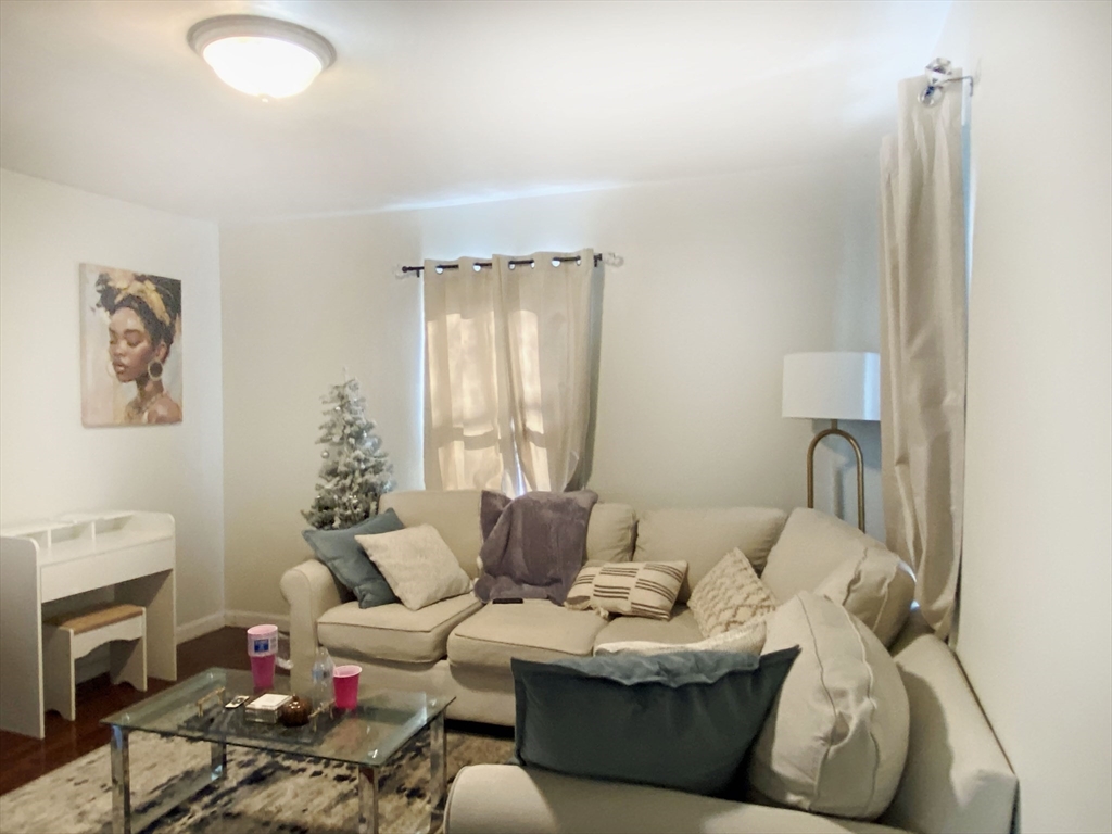 40 Clark Street Malden, MA 02148 - Photo 5 of 24