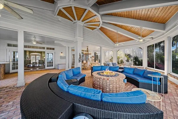 $2,350,000 | 1200 Peninsula Drive, Tavares, FL 32778