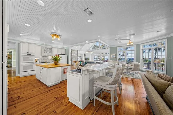 $2,350,000 | 1200 Peninsula Drive, Tavares, FL 32778