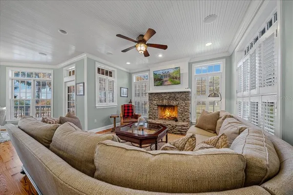 $2,350,000 | 1200 Peninsula Drive, Tavares, FL 32778