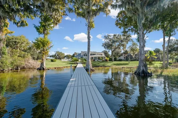 $2,350,000 | 1200 Peninsula Drive, Tavares, FL 32778