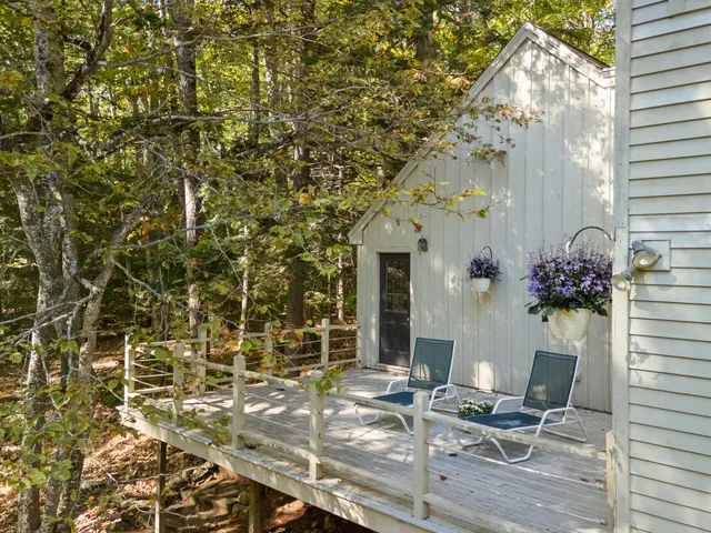 $2,100,000 | 13 Hemlock Drive, Lincolnville, ME 04849