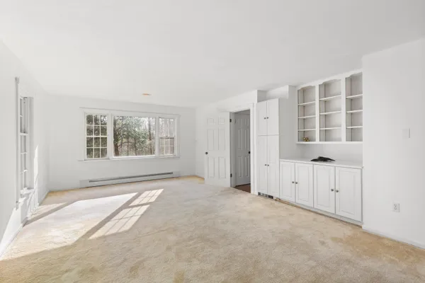 $2,100,000 | 13 Hemlock Drive, Lincolnville, ME 04849