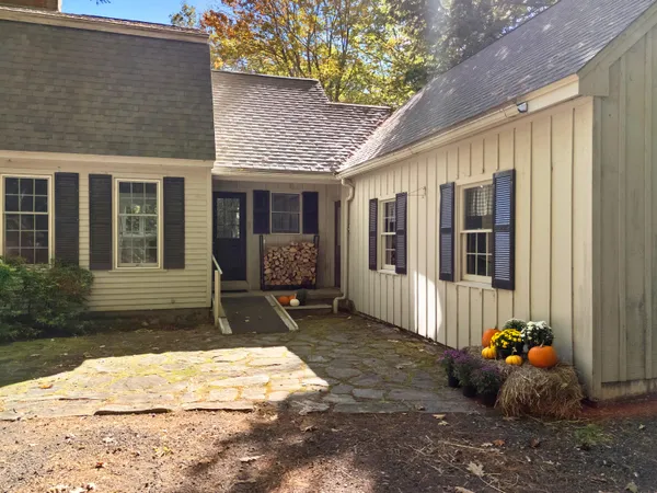 $2,100,000 | 13 Hemlock Drive, Lincolnville, ME 04849
