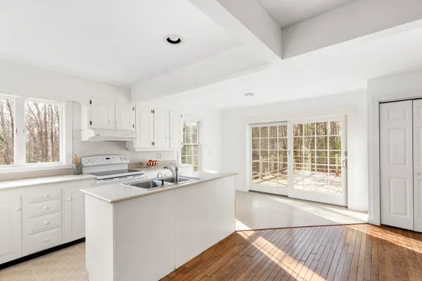 $2,100,000 | 13 Hemlock Drive, Lincolnville, ME 04849