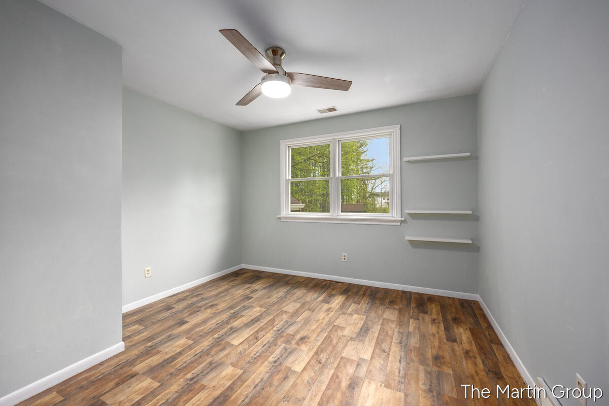 6610 Riga Avenue Northeast Rockford, MI 49341 - Photo 18 of 50 Bedroom #2