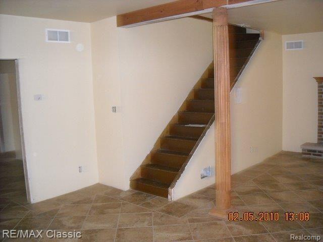 13215 Hunt Road Memphis, MI 48041 - Photo 4 of 8 Hunt 13215, 2-5-10 (11).JPG