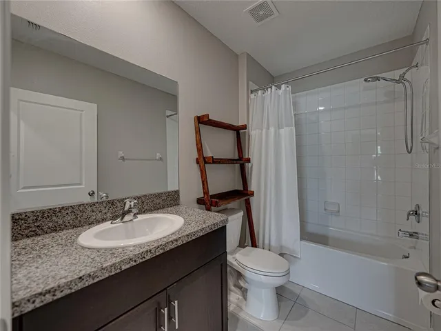 $390,000 | 413 Royal Empress Drive, Ruskin, FL 33570