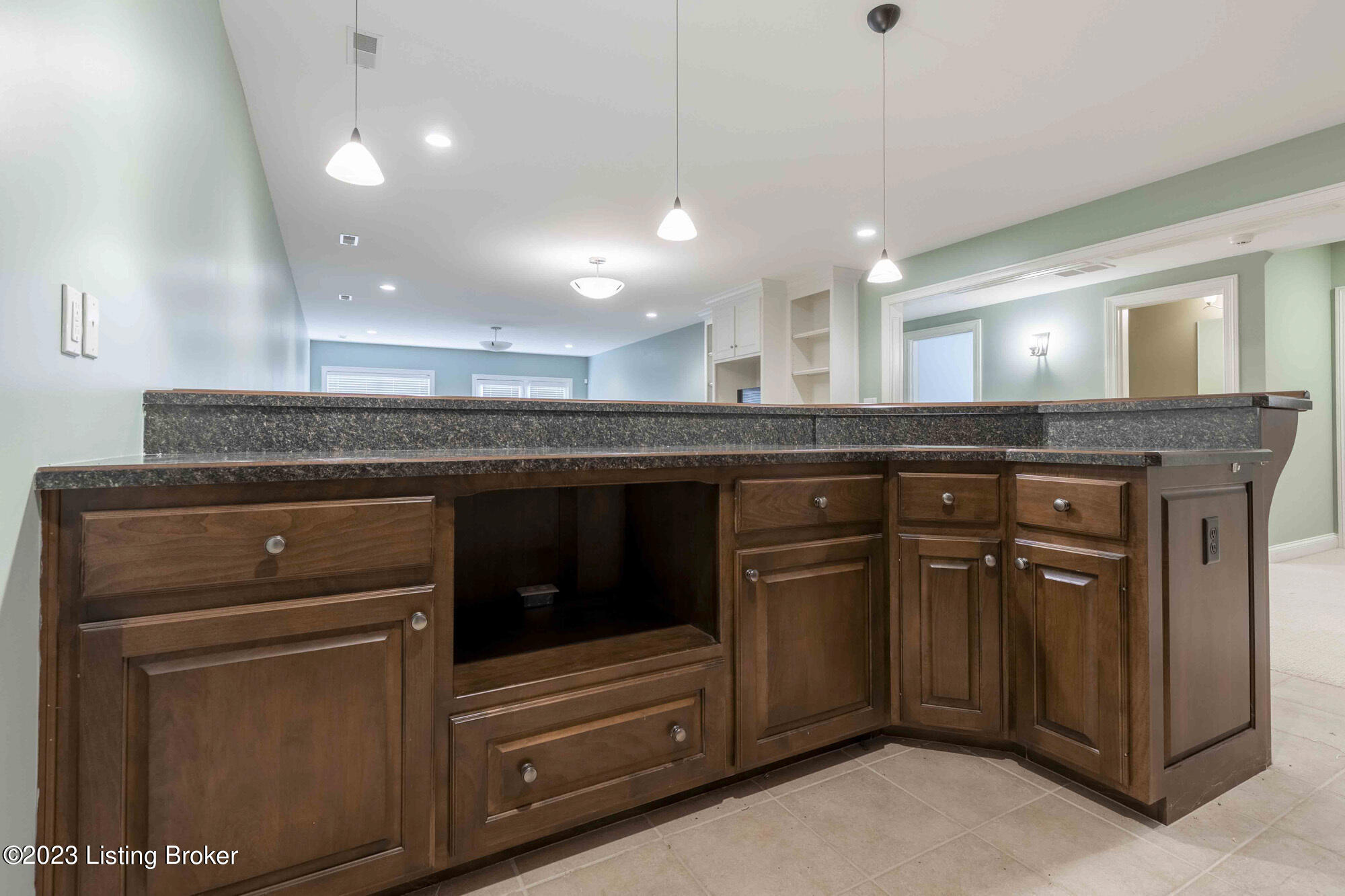 13400 Ridgemoor Drive Prospect, KY 40059 - Photo 43 of 57 E8E71F6A-B3EB-42CE-9232-84272FFC2660