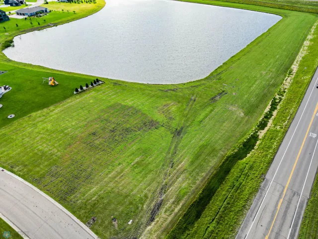 $249,900 | Tbd South Schnell Drive, Oxbow, ND 58047