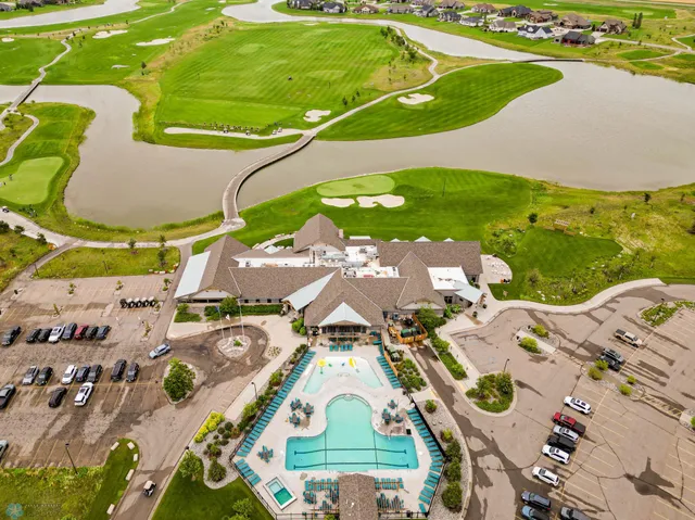 $249,900 | Tbd South Schnell Drive, Oxbow, ND 58047