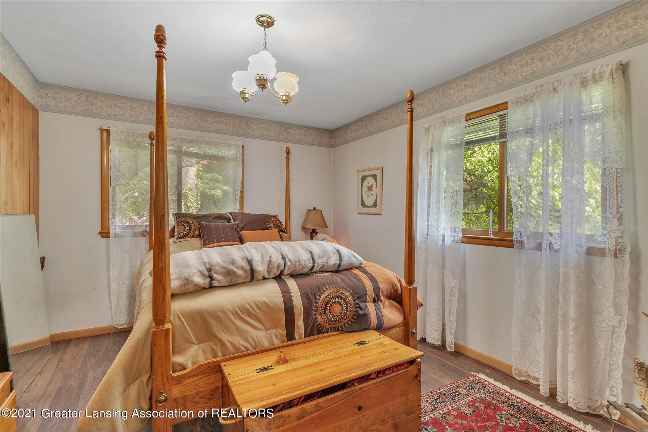 262 South Waverly Road Eaton Rapids, MI 48827 - Photo 24 of 54 27-262 S Waverly Rd-WindowStill-Real-Est