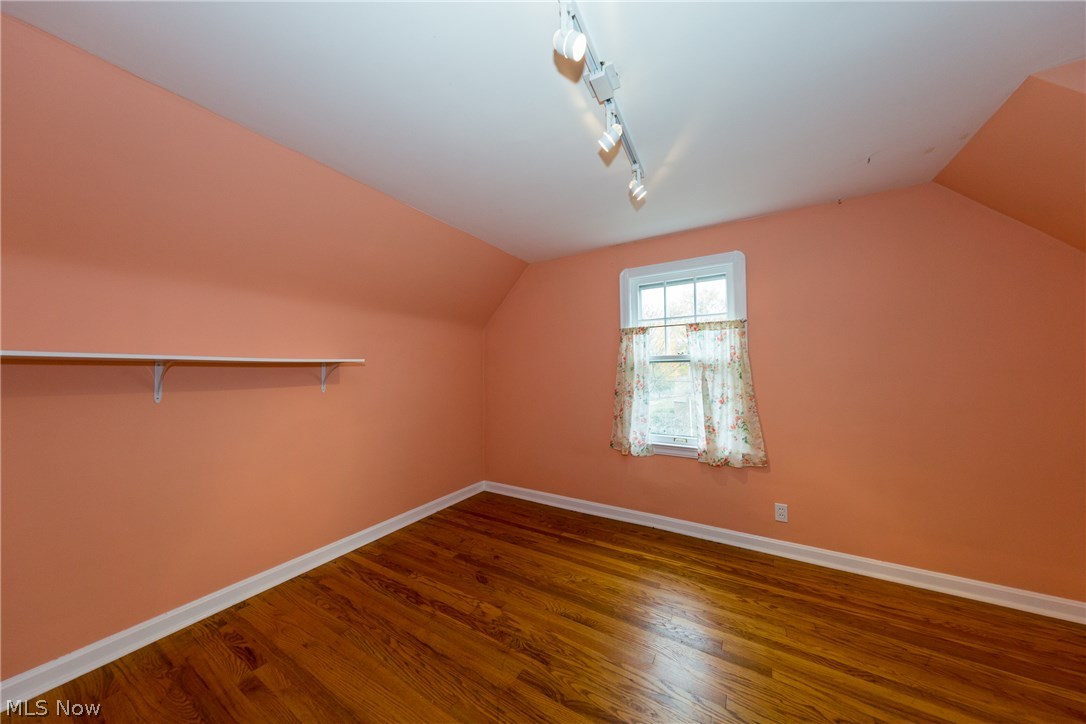 1191 Sylvania Road Cleveland Heights, OH 44121 - Photo 15 of 25