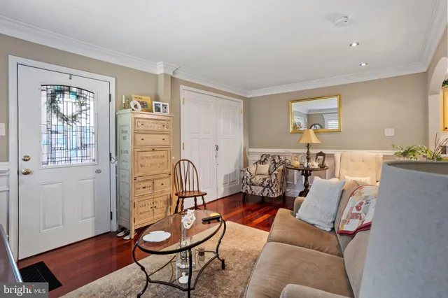 $1,199,000 | 432 Schindler Drive, Yardley, PA 19067