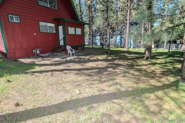 $2,000 | 417 West Sherwood Boulevard, Big Bear City, CA 92314