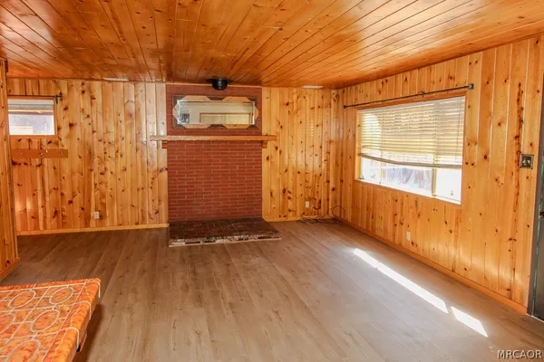 $2,000 | 417 West Sherwood Boulevard, Big Bear City, CA 92314