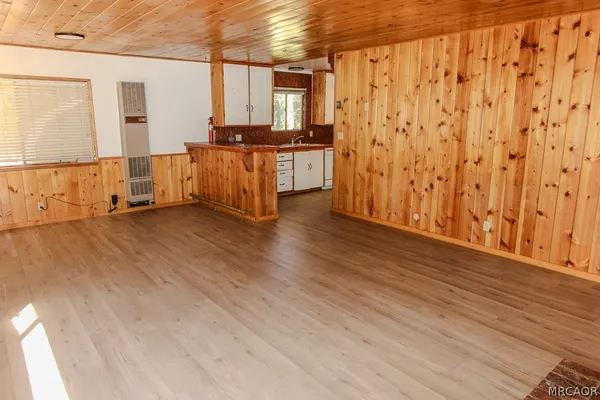 $2,000 | 417 West Sherwood Boulevard, Big Bear City, CA 92314