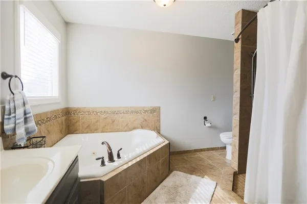 $375,000 | 8505 North McDonald Avenue, Kansas City, MO 64153