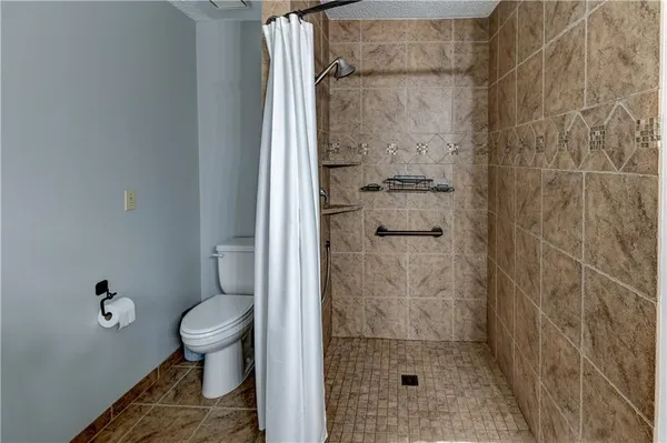 $375,000 | 8505 North McDonald Avenue, Kansas City, MO 64153