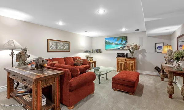 $1,795,000 | 9925 North Country Club Drive, Hayden Lake, ID 83835