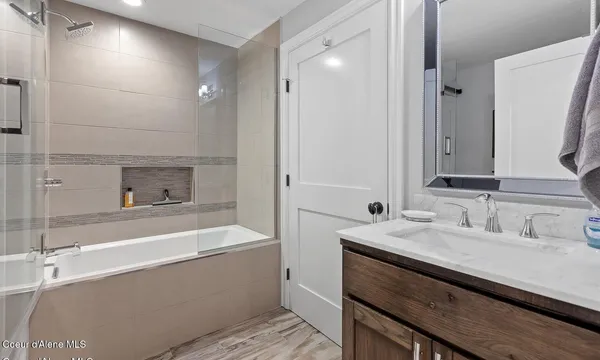 $1,795,000 | 9925 North Country Club Drive, Hayden Lake, ID 83835