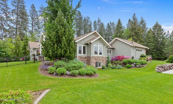 $1,795,000 | 9925 North Country Club Drive, Hayden Lake, ID 83835