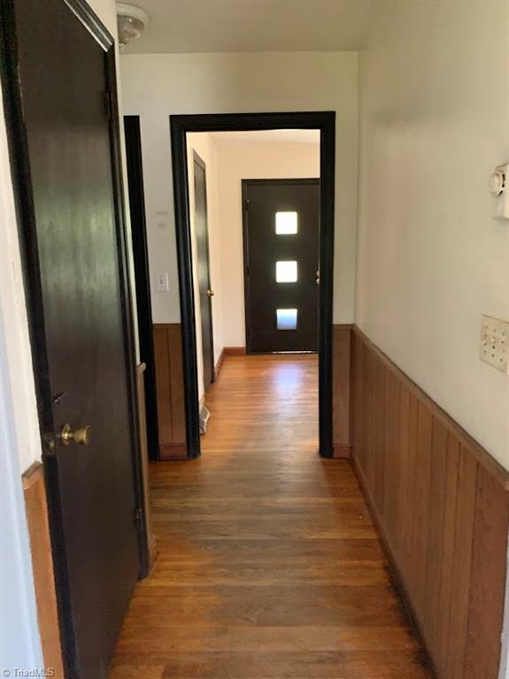 4911 Germanton Road Winston-Salem, NC 27105 - Photo 14 of 18 Foyer
