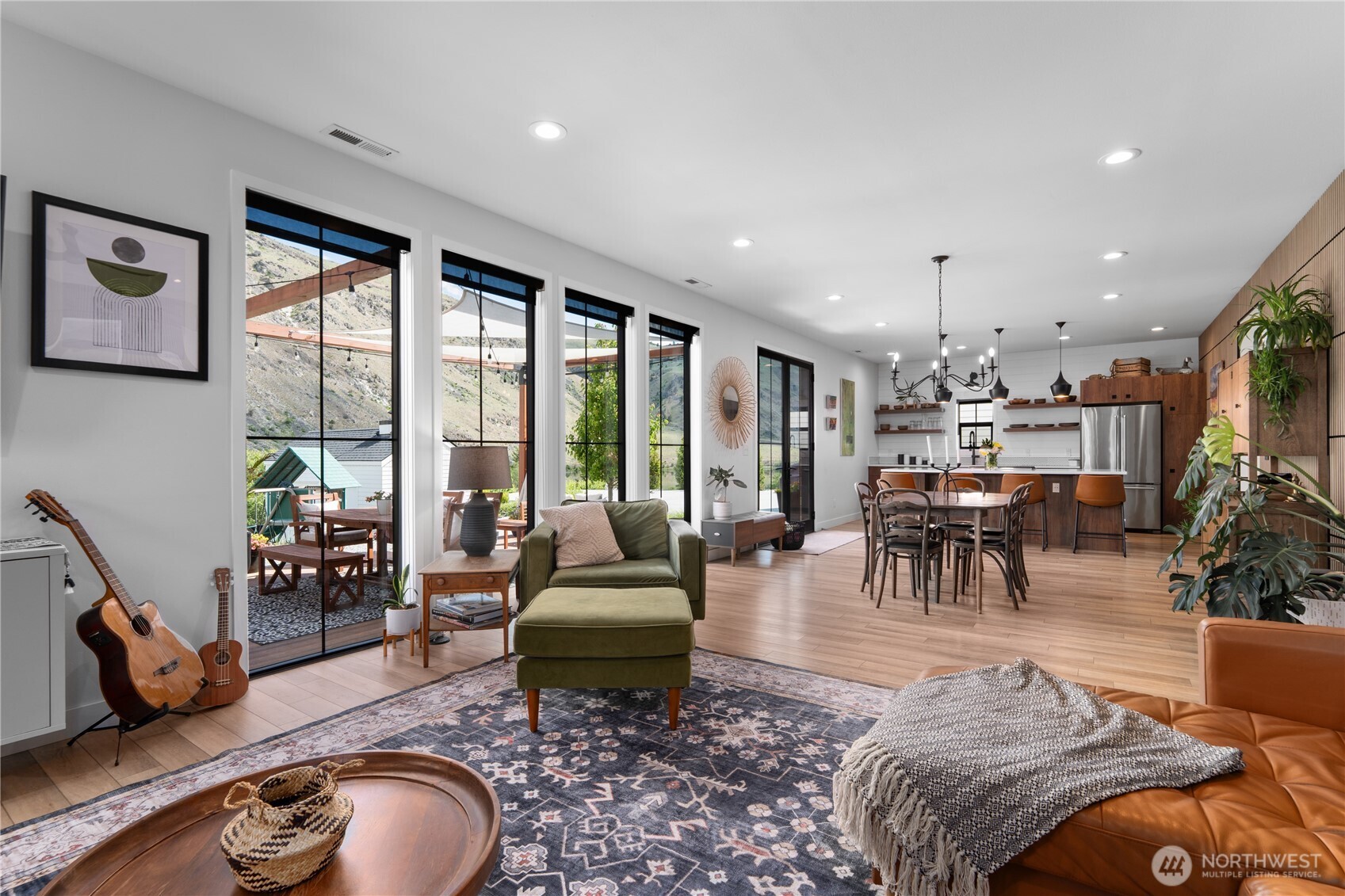 485 Hidden Lane Chelan, WA 98816 - Photo 13 of 40