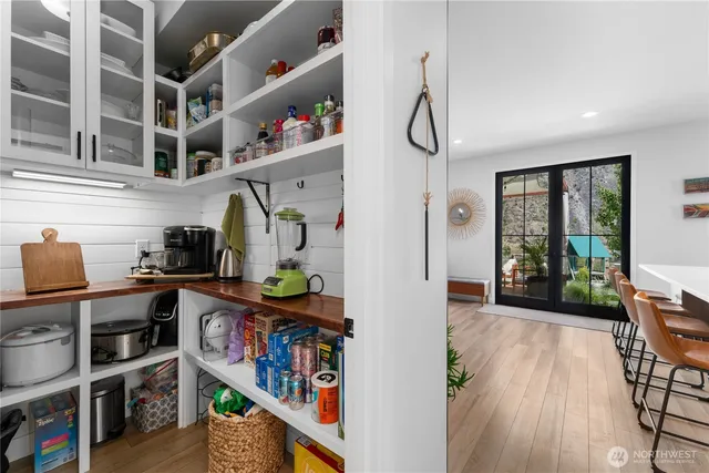 $1,325,250 | 485 Hidden Lane, Chelan, WA 98816