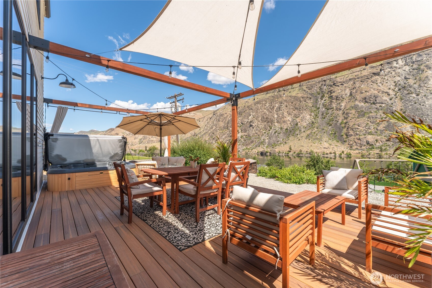 485 Hidden Lane Chelan, WA 98816 - Photo 33 of 40