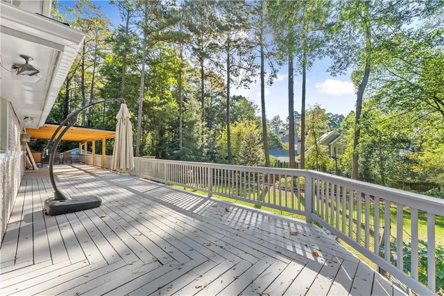 $999,999 | 1495 Spalding Drive, Sandy Springs, GA 30350