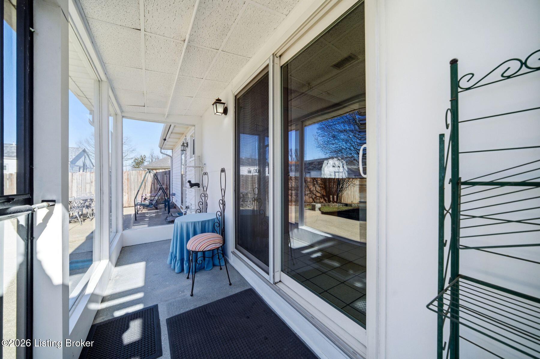 4820 Redstart Road Louisville, KY 40213 - Photo 30 of 41 photo_online_054