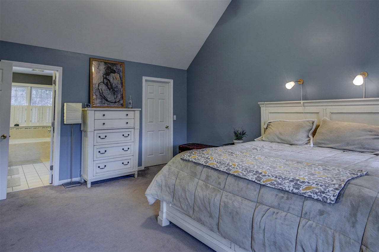 16 Homestead Road Amherst, NH 03031 - Photo 23 of 39