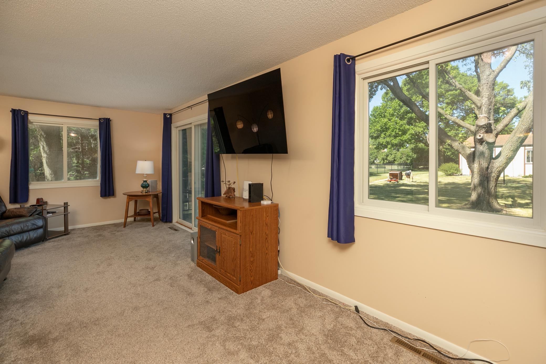 1657 Meadow Circle Southeast Rochester, MN 55904 - Photo 14 of 36 Gallery Image 14