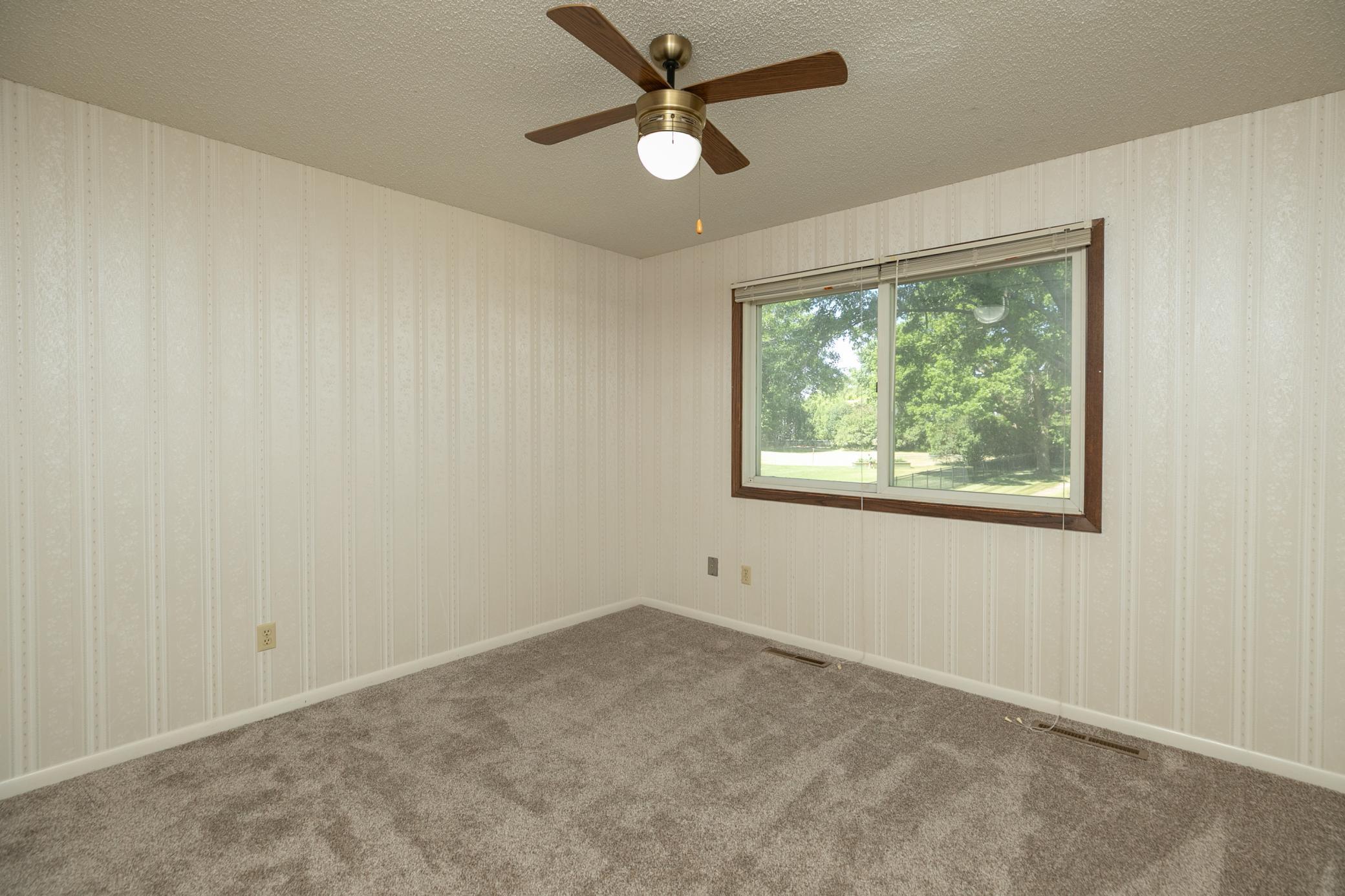 1657 Meadow Circle Southeast Rochester, MN 55904 - Photo 19 of 36 Gallery Image 19