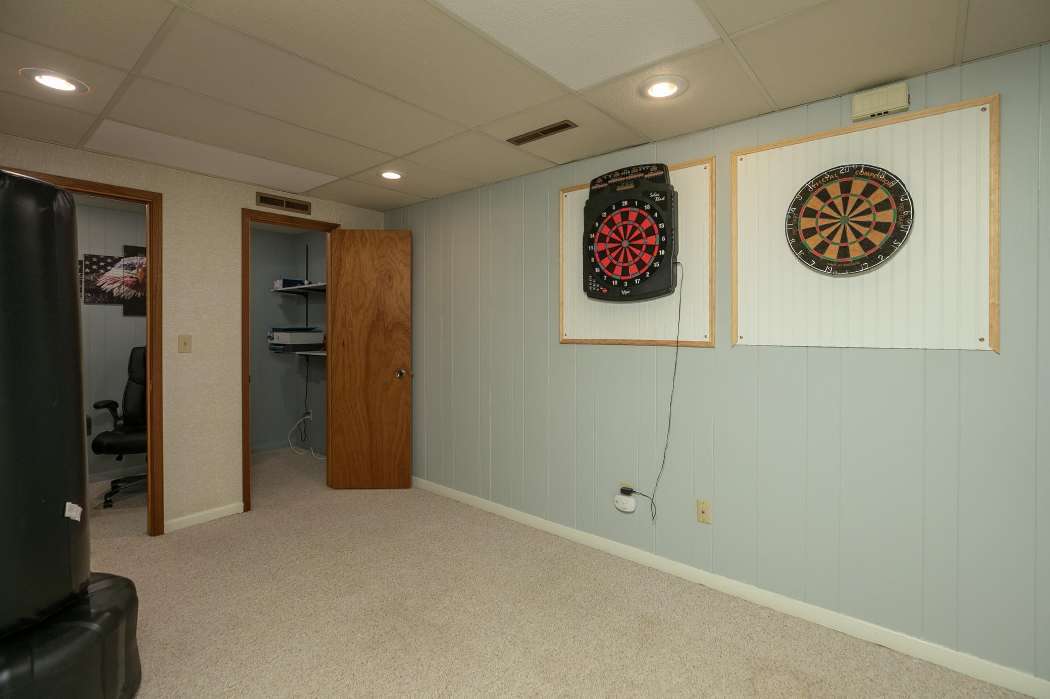 1657 Meadow Circle Southeast Rochester, MN 55904 - Photo 24 of 36 Gallery Image 24