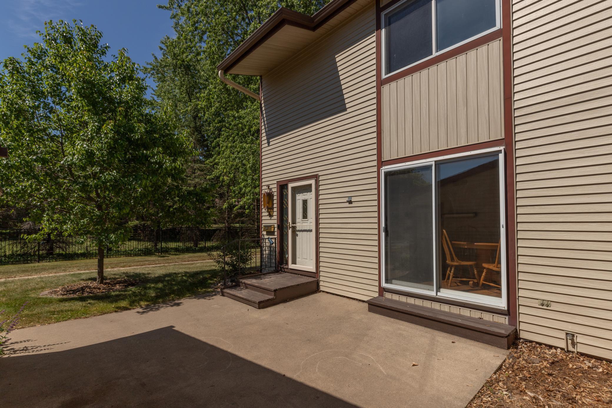 1657 Meadow Circle Southeast Rochester, MN 55904 - Photo 32 of 36 Gallery Image 32