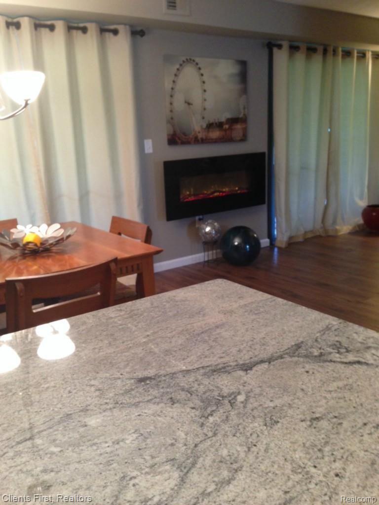 1665 Riverside Drive, Unit 8 Rochester, MI 48309 - Photo 4 of 25 doorwalls.jpg